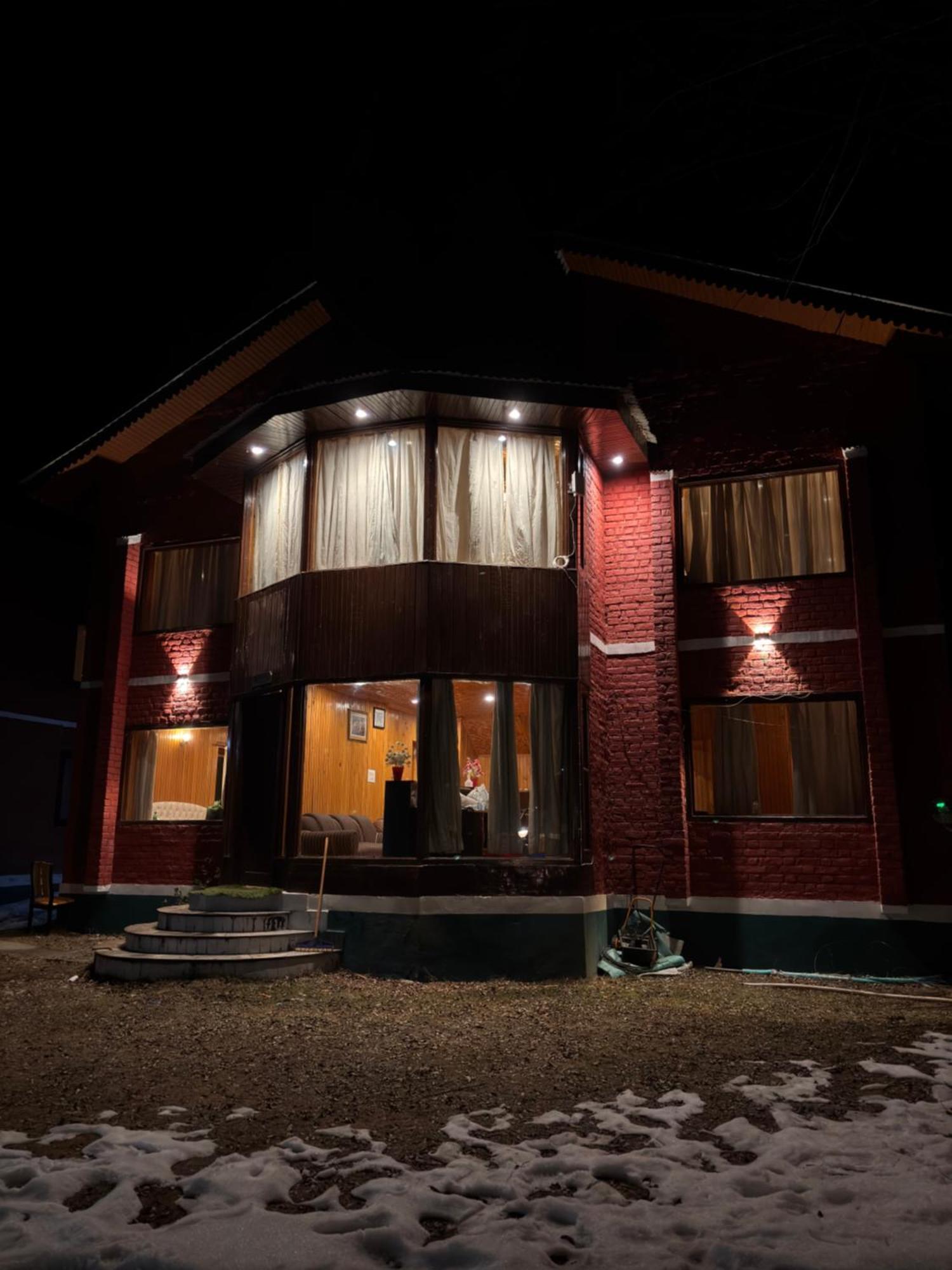 The Pinus Resort Pahalgām 外观 照片