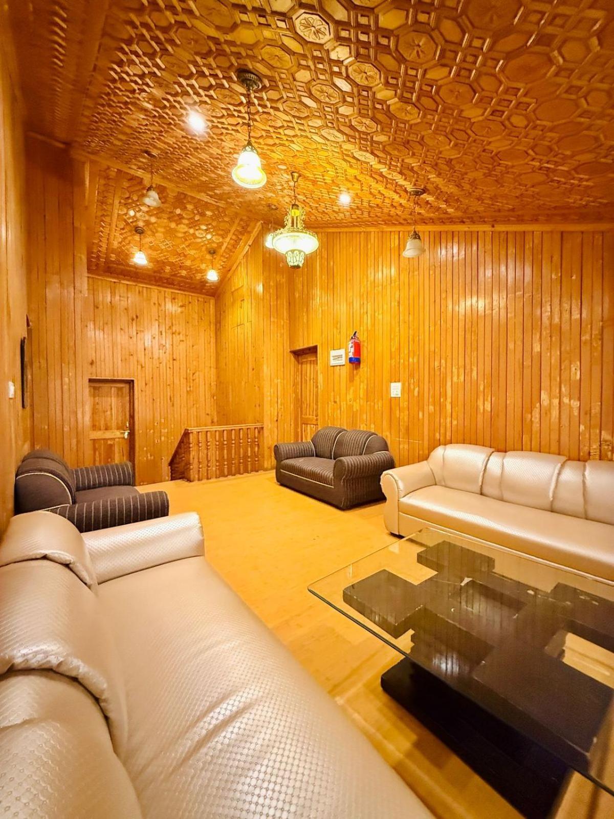 The Pinus Resort Pahalgām 外观 照片