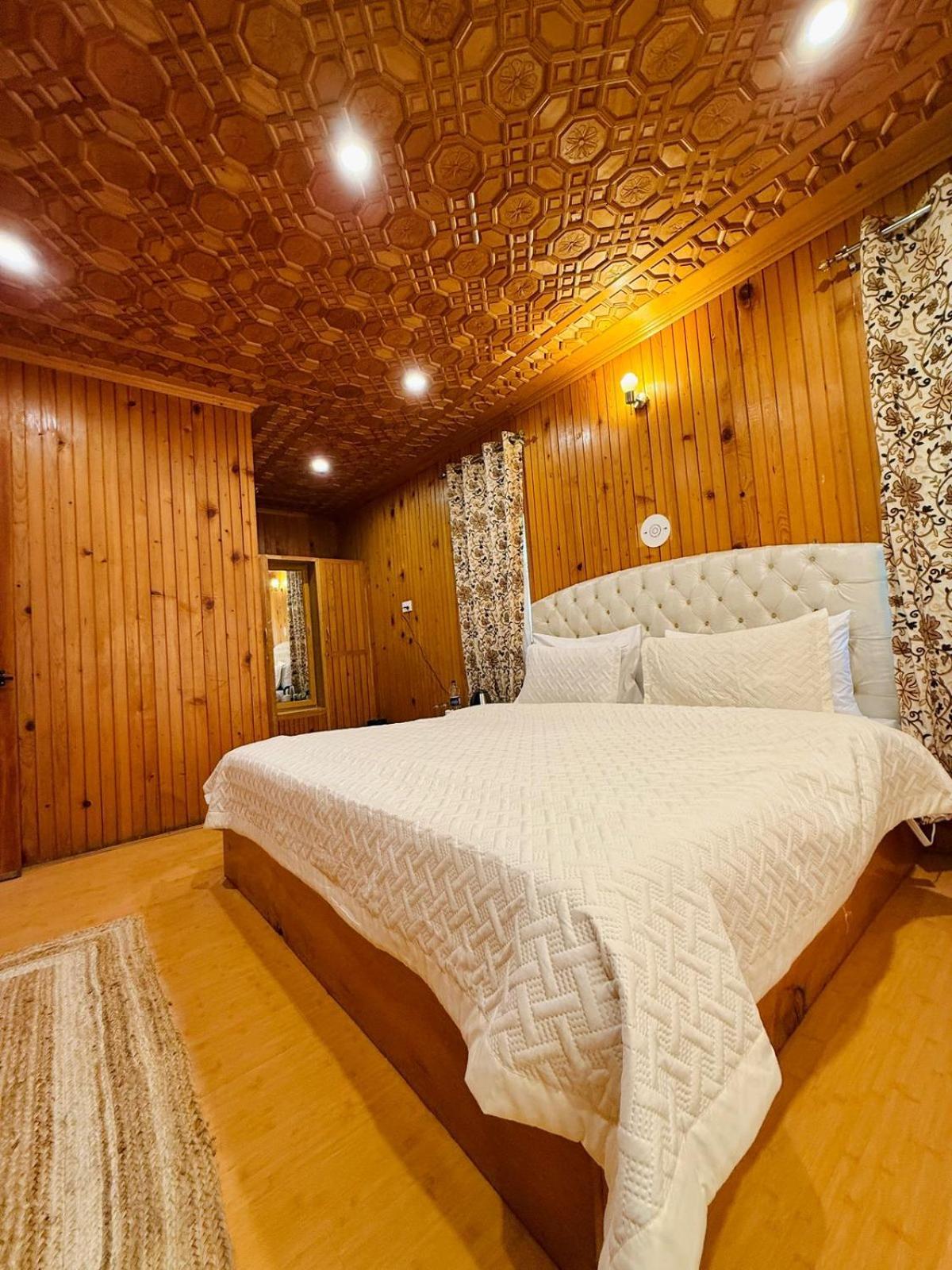 The Pinus Resort Pahalgām 外观 照片