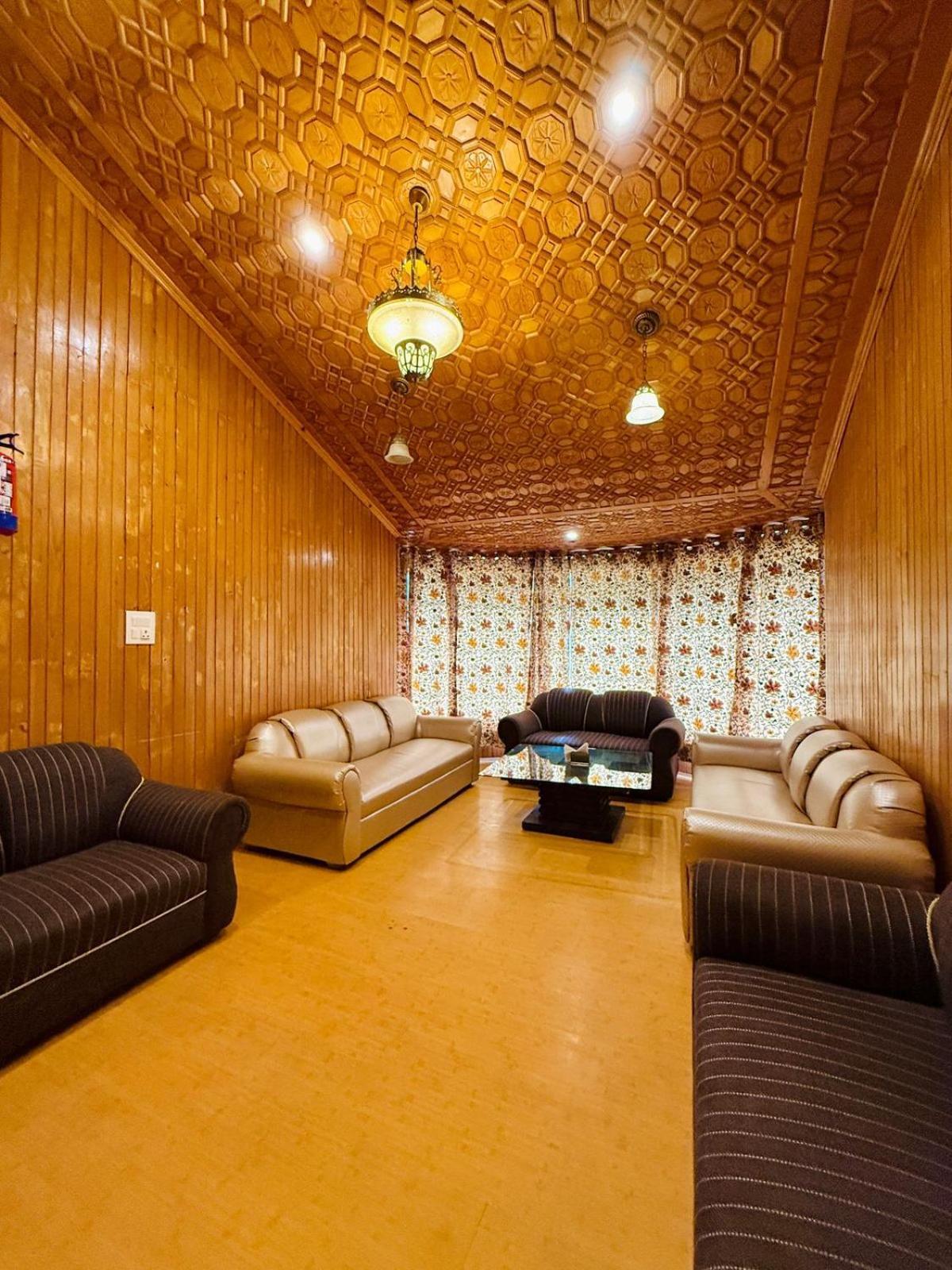 The Pinus Resort Pahalgām 外观 照片